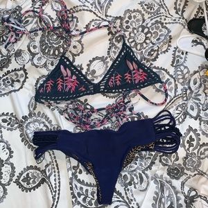 ACACIA SWIMWEAR SET (size small)